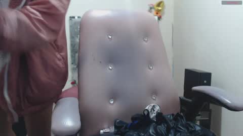 Snapshot of toxxxic_cams chatting on 05.03.26 toxca69 online show from 05.03.26