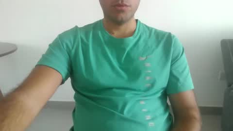 Snapshot of toyboy11222 chatting on 11.02.25 ToyBoy11222 online show from 11.02.25