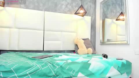 Tracy Wright online show from 03.07.26