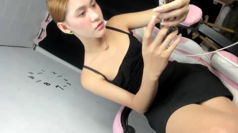 Rhiane online show from 02.12.25