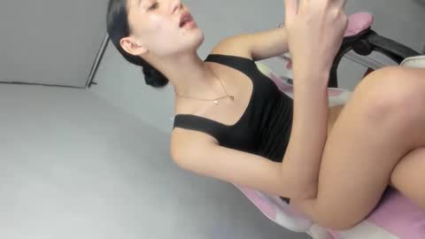 Rhiane online show from 11.17.25