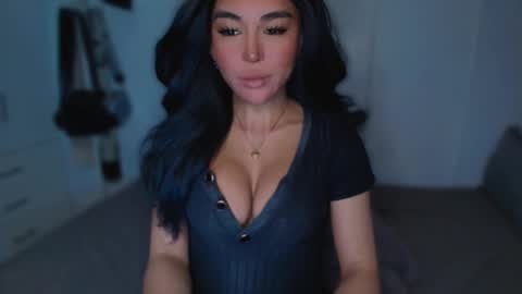 ALMIGHTY GODDESS VALENTINA online show from 03.11.25