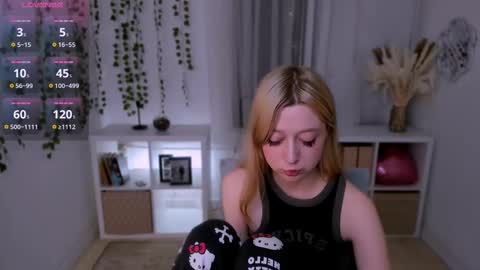 Nyuta Hartmann online show from 02.21.25