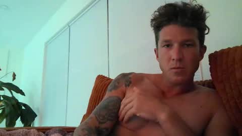 Snapshot of trash_man1989 chatting on 11.30.25 trash_man1989 online show from 11.30.25