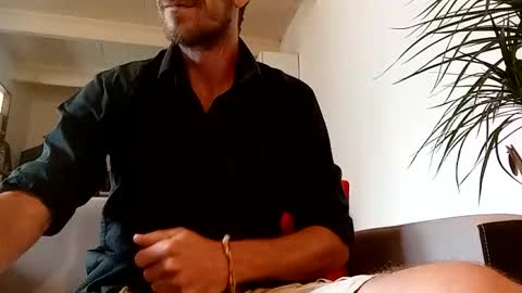 Snapshot of traveler_of_pleasure chatting on 10.21.25 traveler_of_pleasure online show from 10.21.25