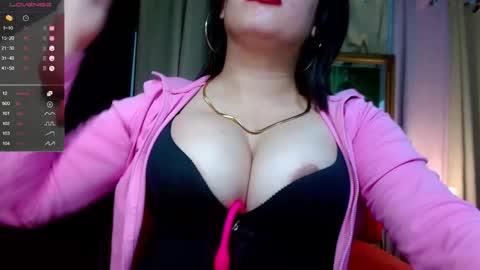 travelergirl online show from 05.07.26