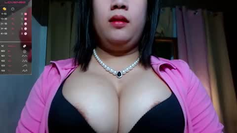 travelergirl online show from 05.10.26