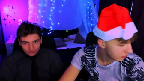 Travis online show from 12.14.25