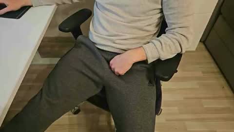 tree1989 online show from 12.28.24