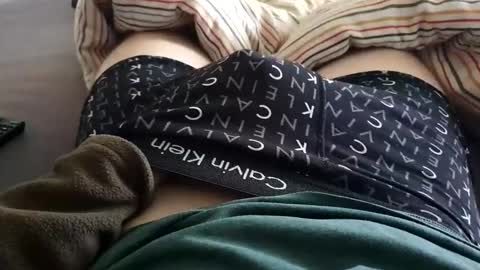 tree1989 online show from 10.25.25