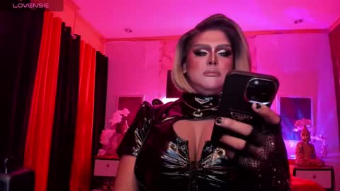 Jade online show from 12.17.24