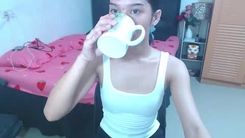 STEPHANiE online show from 11.23.25