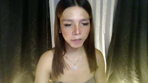 Snapshot of trexie215765 chatting on 07.12.26 trexie215765 online show from 07.12.26