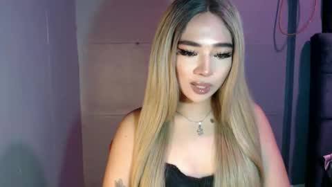 trexie_fucks15 online show from 09.28.25