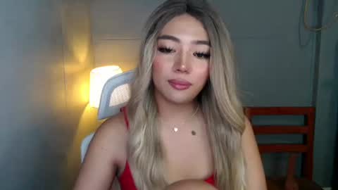 trexie_fucks15 online show from 12.13.25