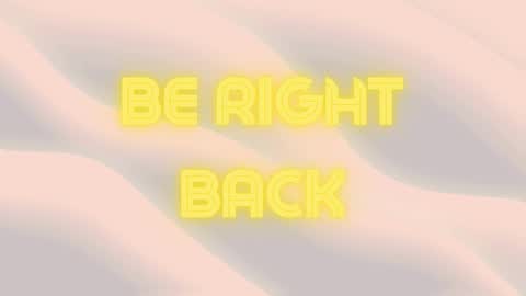 triana_crimson online show from 03.01.26