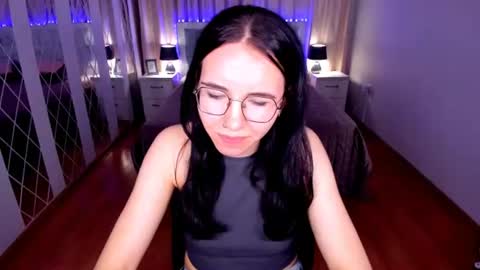 Snapshot of triciadaisy chatting on 06.13.26 TriciaDaisy online show from 06.13.26