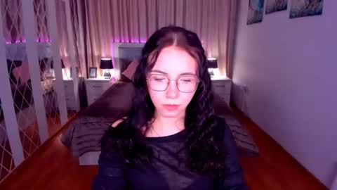 Snapshot of triciadaisy chatting on 06.21.26 TriciaDaisy online show from 06.21.26