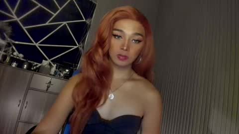 Snapshot of trinityfucksyou chatting on 12.25.24 Ms Ella online show from 12.25.24