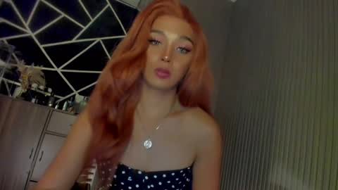 Snapshot of trinityfucksyou chatting on 01.16.25 Ms Ella online show from 01.16.25