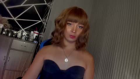 Snapshot of trinityfucksyou chatting on 02.21.25 Ms Ella online show from 02.21.25