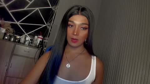 Snapshot of trinityfucksyou chatting on 02.22.25 Ms Ella online show from 02.22.25