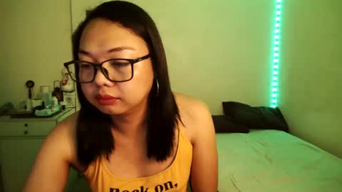 Snapshot of trishakera chatting on 02.28.25 trisha online show from 02.28.25