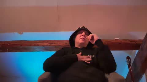 Triton online show from 09.24.25