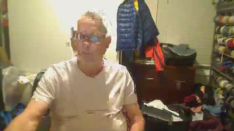 Troffer online show from 02.19.26