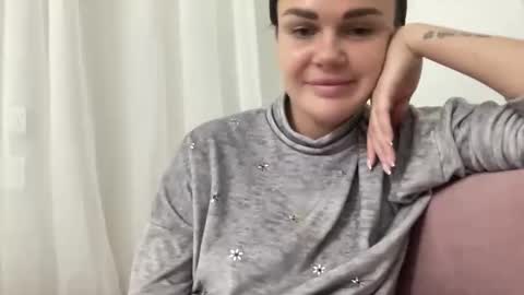 Victoria online show from 02.17.25