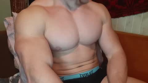 Snapshot of troncq chatting on 02.28.25 Troncq online show from 02.28.25