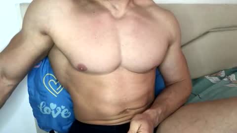 Troncq online show from 12.02.25