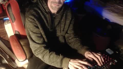 Snapshot of trooper0690 chatting on 11.07.25 trooper0690 online show from 11.07.25