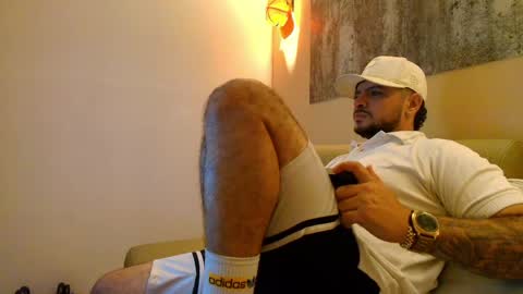 Troy online show from 04.10.26