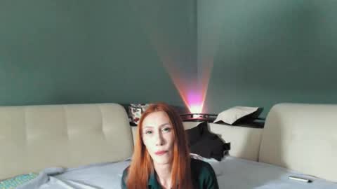 Snapshot of truba_ chatting on 11.26.25 Pvt is open Sonya online show from 11.26.25