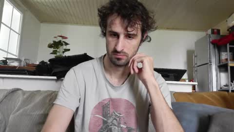 Snapshot of trucdeoufouf chatting on 02.02.25 trucdeoufouf online show from 02.02.25