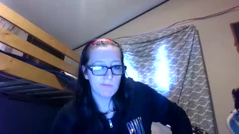 Snapshot of truckerswifetobe chatting on 12.09.24 TruckersWifeToBe online show from 12.09.24