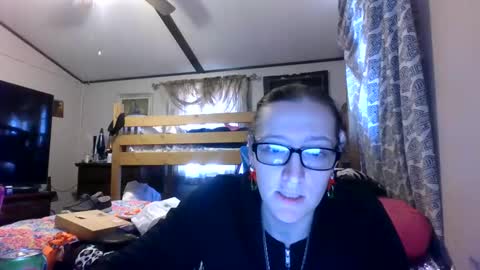 Snapshot of truckerswifetobe chatting on 12.16.24 TruckersWifeToBe online show from 12.16.24