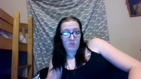 Snapshot of truckerswifetobe chatting on 12.17.24 TruckersWifeToBe online show from 12.17.24