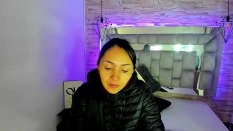 Snapshot of truelove_art chatting on 01.28.25 online show from 01.28.25