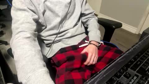 Snapshot of truenorthheavy chatting on 03.03.26 Leo online show from 03.03.26