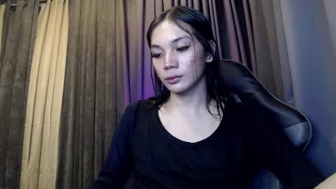 Snapshot of ts_athisa chatting on 10.14.25 ts_athisa online show from 10.14.25
