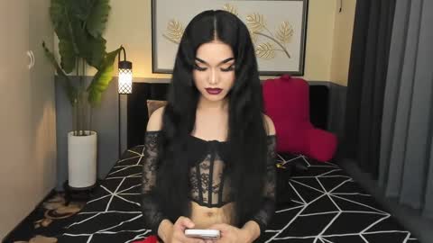 Saskia online show from 01.27.25