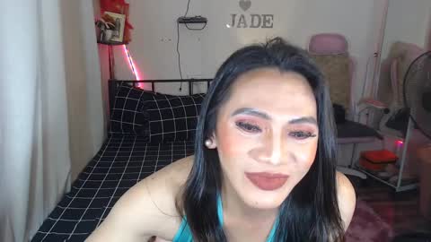Snapshot of ts_jadexxx chatting on 12.17.24 Jade online show from 12.17.24