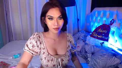 Snapshot of ts_tatiana chatting on 12.24.24 billie online show from 12.24.24