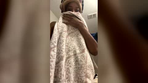 Snapshot of tsbrinks chatting on 02.19.26 tsbrinks online show from 02.19.26