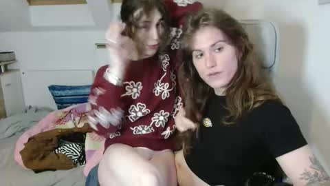 TSBubbles online show from 10.18.25