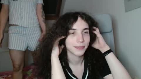 TSBubbles online show from 10.19.25