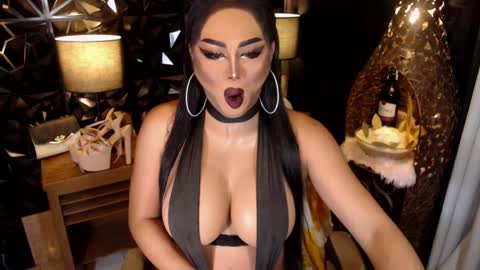 Snapshot of tsdarkdevon chatting on 01.20.25 tsdarkdevon online show from 01.20.25