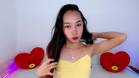 Snapshot of tskitty_girl chatting on 06.17.26 tskitty_girl online show from 06.17.26